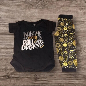 Unisex Baby An Outfit For New Year’s Eve outfit. Size 12 months